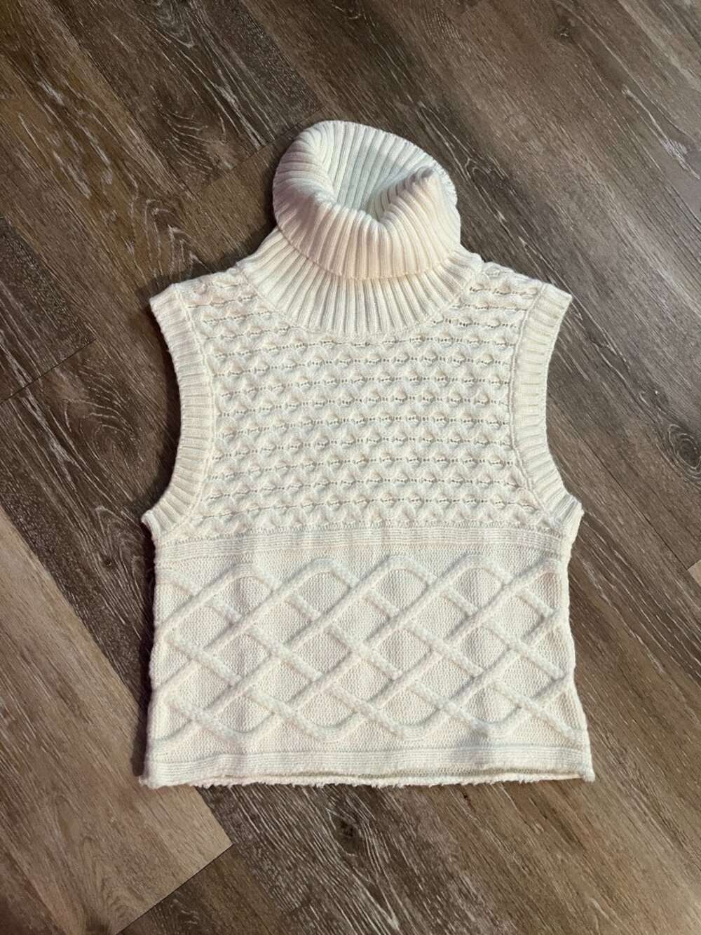 White Cable Knit Sweater Vest Turtleneck Top, Frayed Hem - Picture 1 of 3